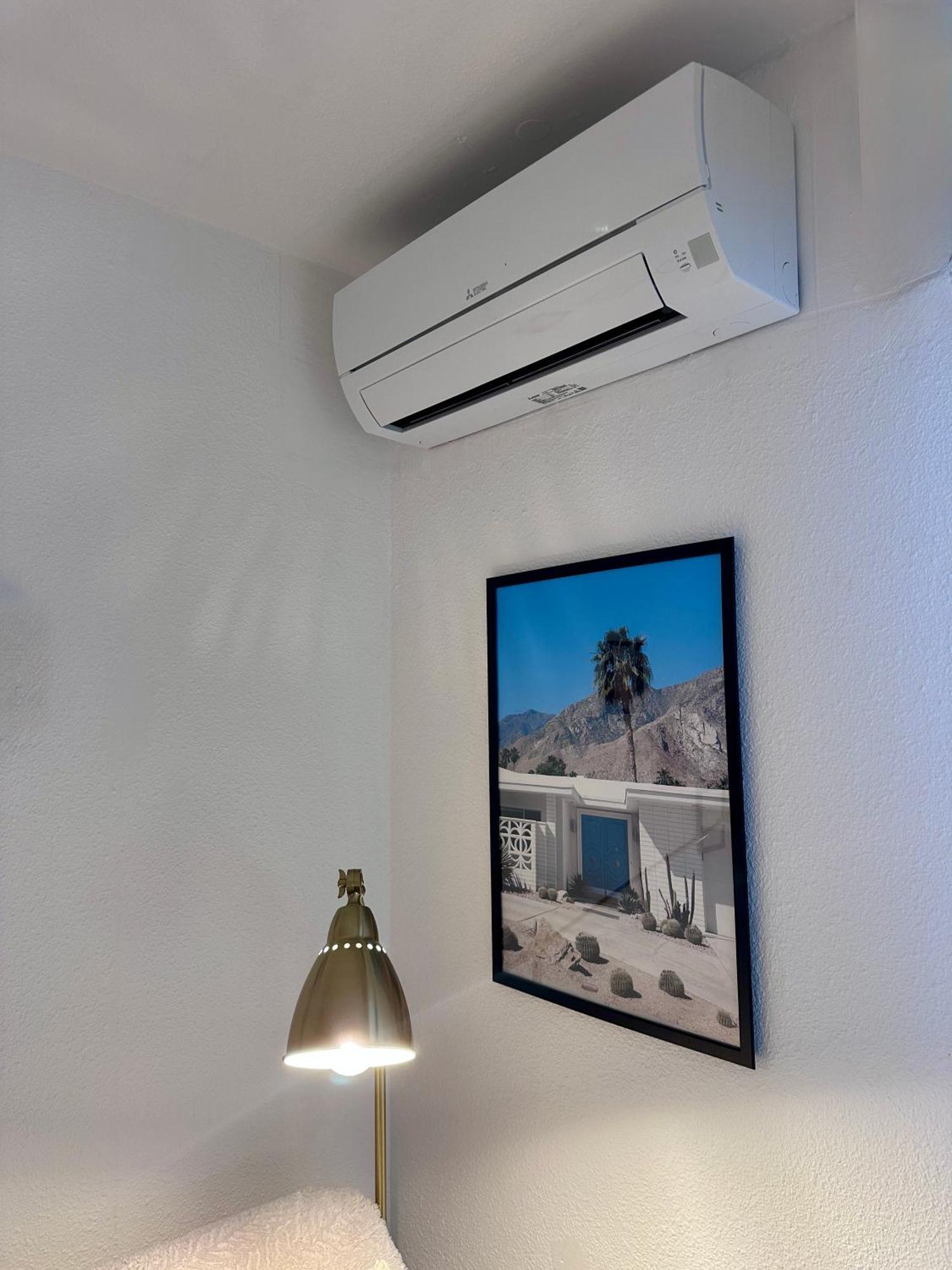 Studio Sur Le Port De Hyeres - A 2Min Des Plages, Clim & Balcon Exterior photo
